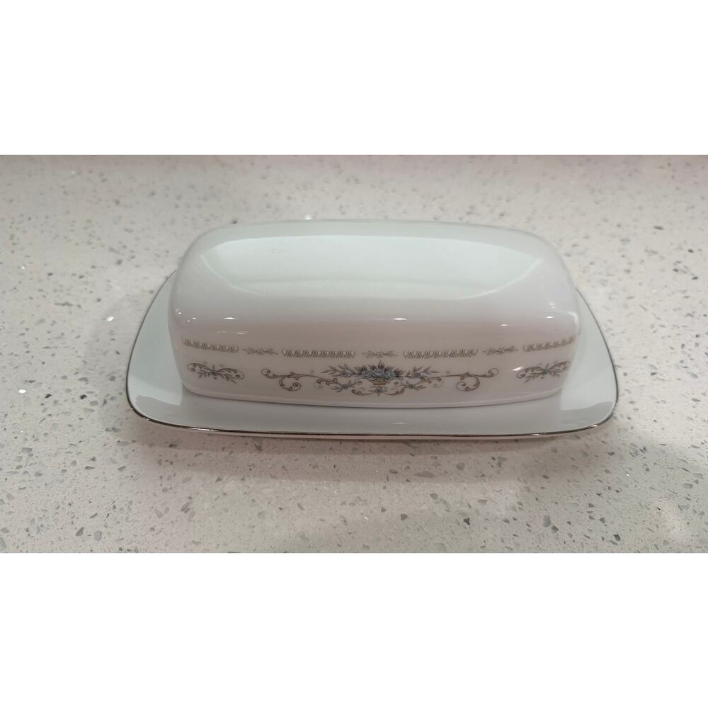 Vintage Diane Japan Fine Porcelain 8" Covered Butter Dish Platinum Trim - Picture 2 of 6